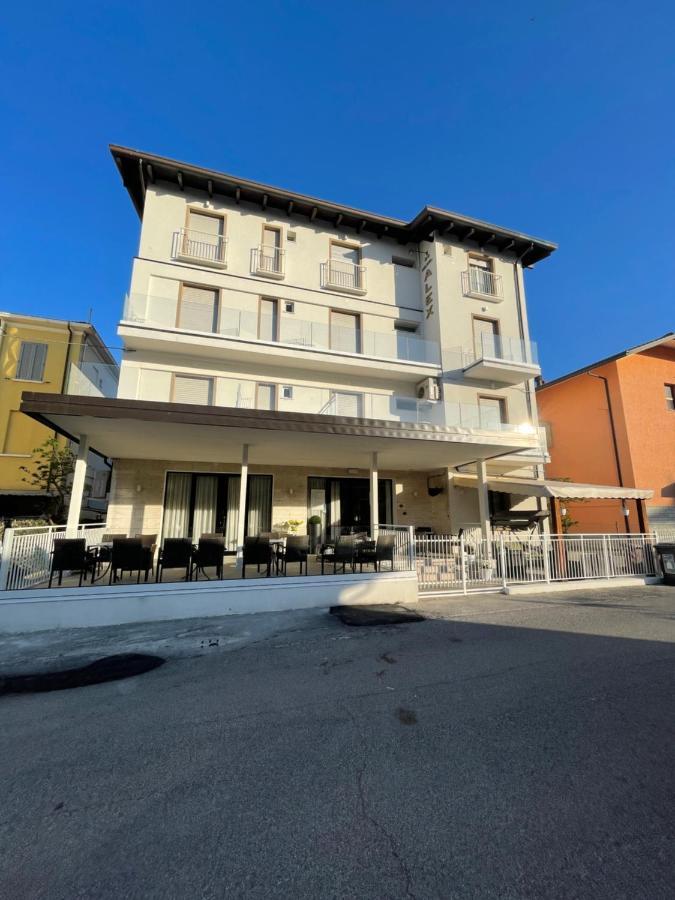 Hotel Alex Rimini Exterior foto