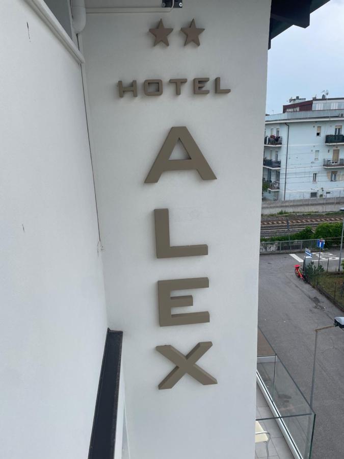 Hotel Alex Rimini Exterior foto